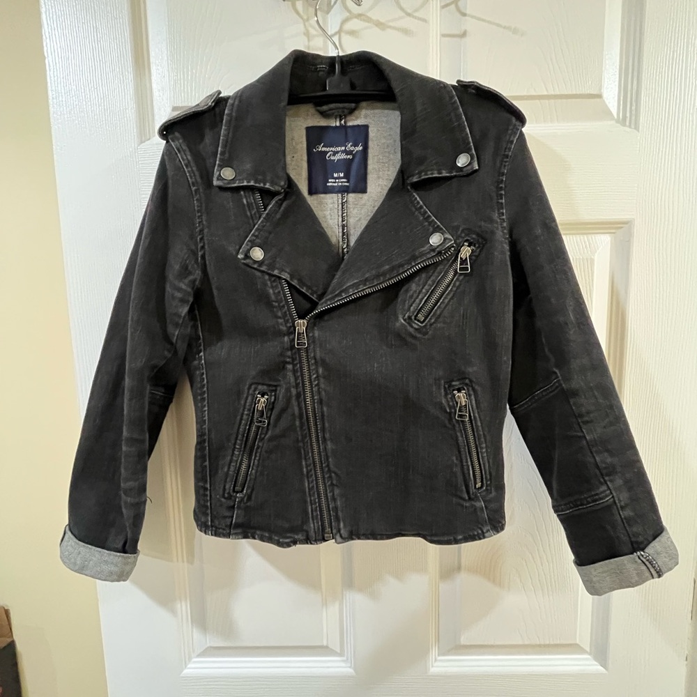 American Eagle Black Washed Denim Jacket - Picture 2 of 3